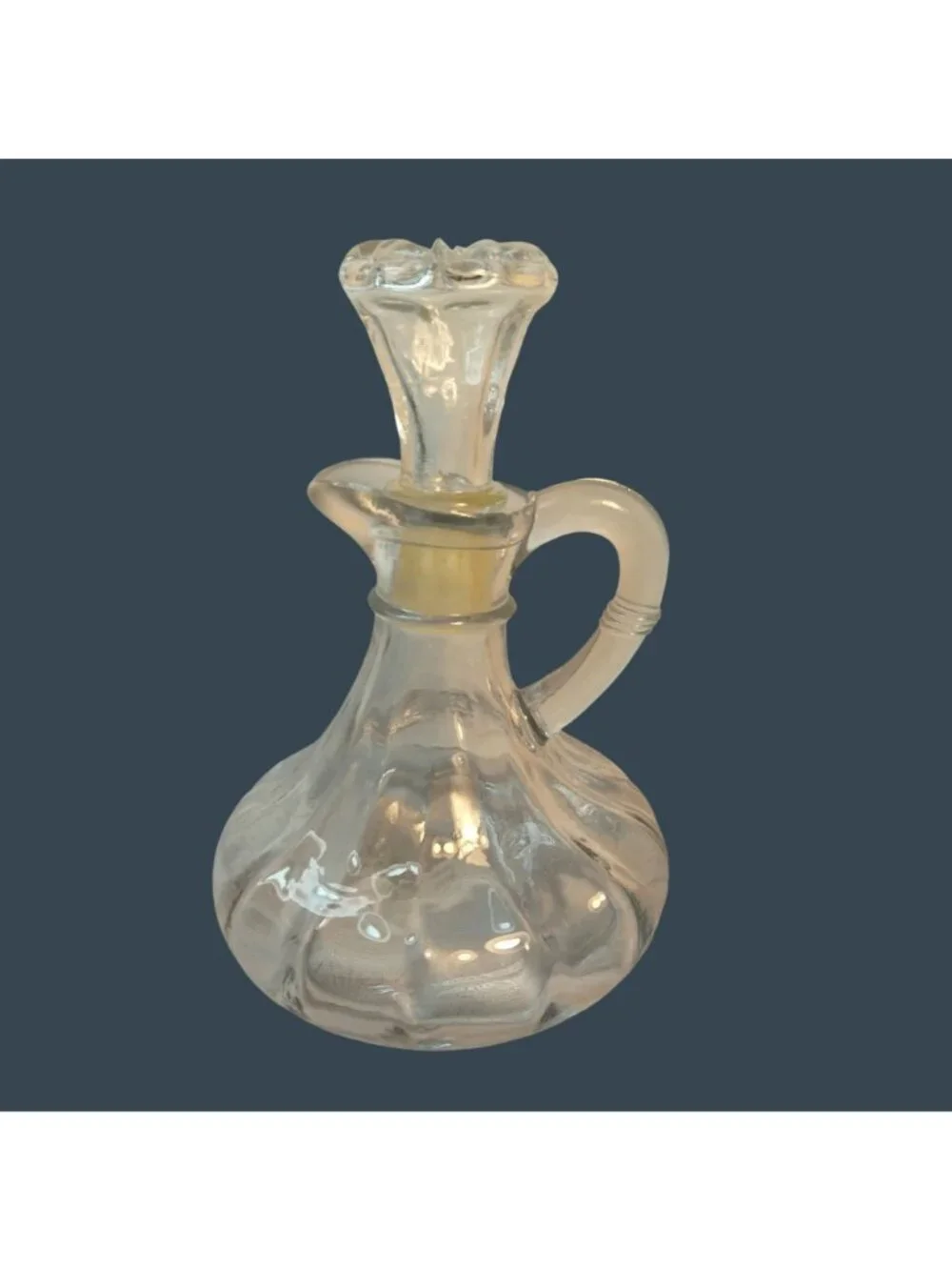 Anchor Hocking Glass Oil Vinegar Cruet Cut Glass Stopper Clear Elegant Farmhouse